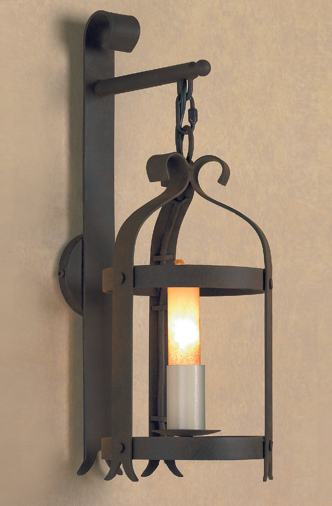 Impex - Villa 1 Light Wall Bracket - Lantern Aged