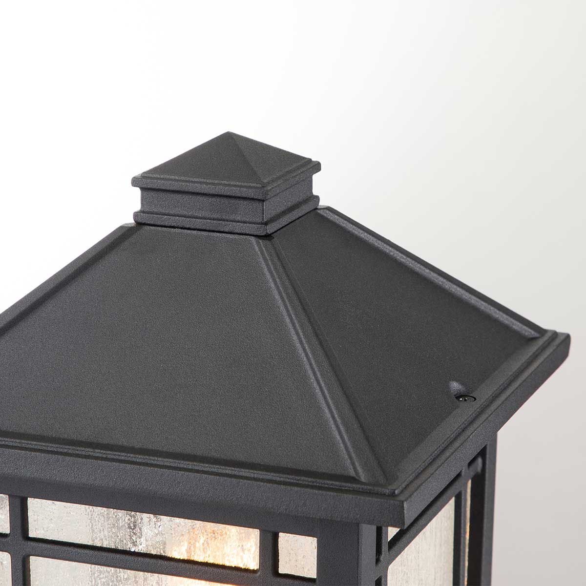 Quoizel - Cedar Point 1 Light Pedestal